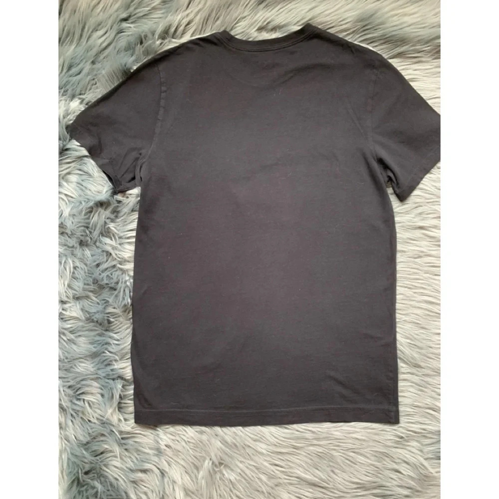 Express Iconic T-Shirt - Picture 2 of 3